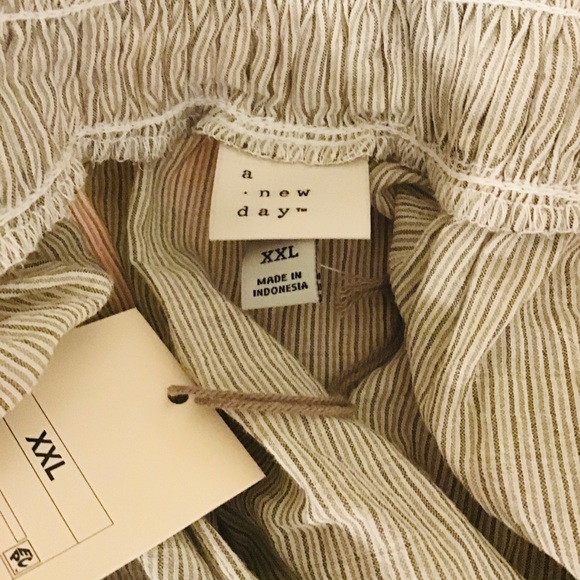 NWT STRIPE SUMMER BLOUSE - Picture 5 of 6